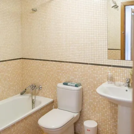 Surfers Paradise- Fiber Wifi, Private Pool, Garden& Bbq * Corralejo